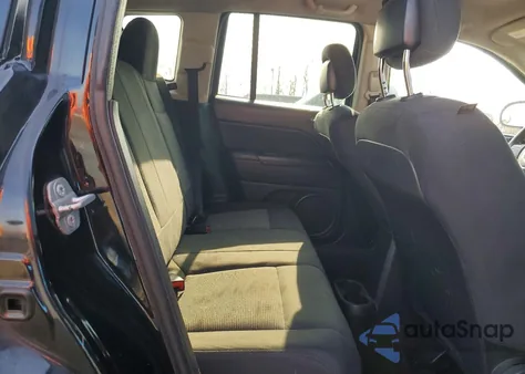 2014 Jeep Compass Sport z USA, uszkodzony, nr VIN 1C4NJCBA3ED772406